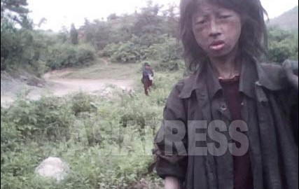 N.Korea : Starving 23 year-old Homeless Woman (Rimjin-gang/ASIAPRESS)